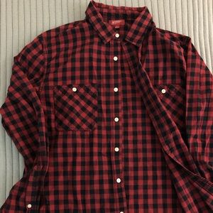 Men’s Plaid Raid and Black Long Sleeve Button Up